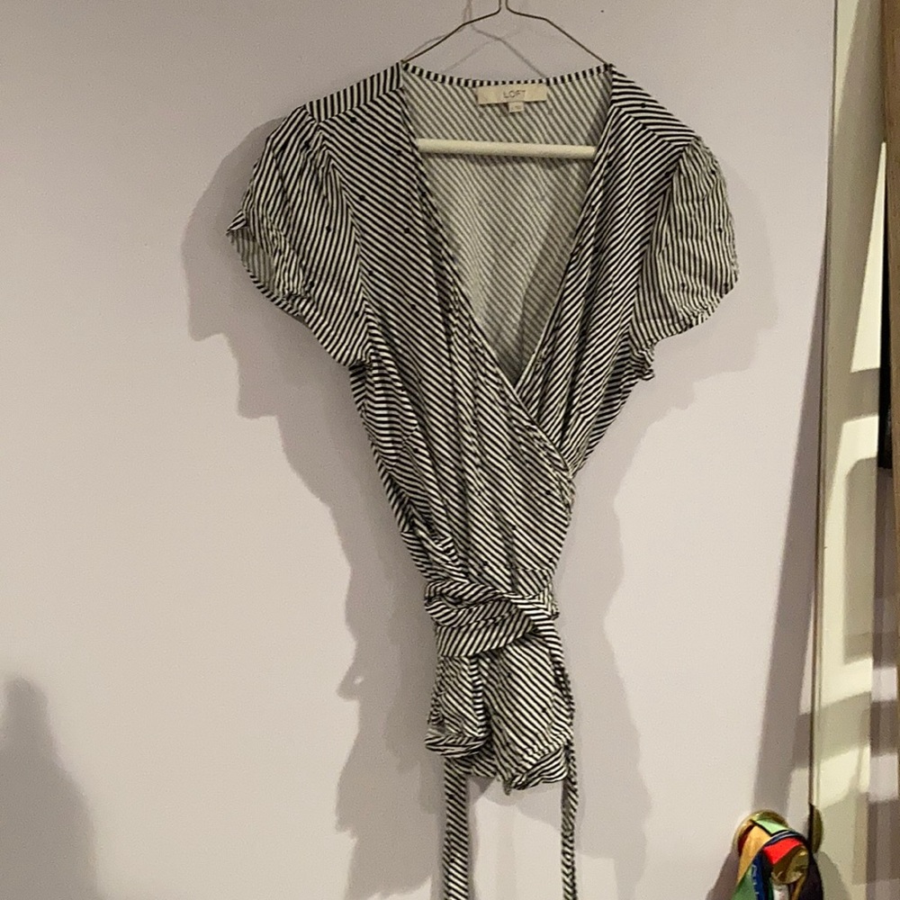 LOFT wrap top
